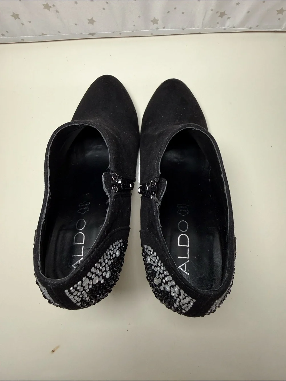Aldo sleek black